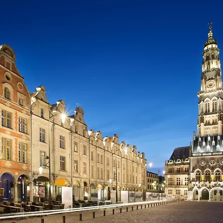 La Bulle Arrageoise - Grand Place - Spacieux - Lumineux - Lit King Size - Wifi - Parking Public Arras Buitenkant foto