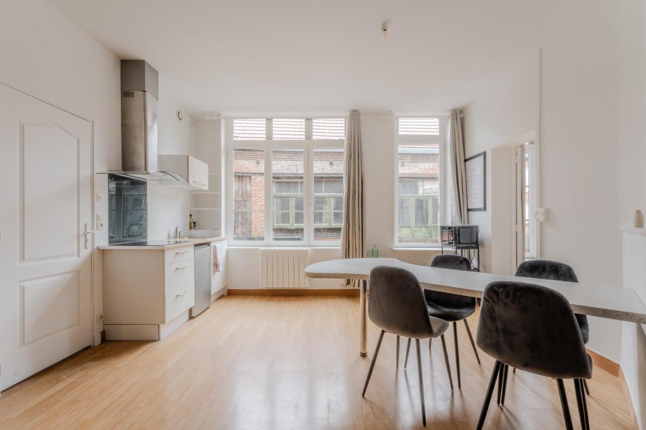 La Bulle Arrageoise - Grand Place - Spacieux - Lumineux - Lit King Size - Wifi - Parking Public Apartment *