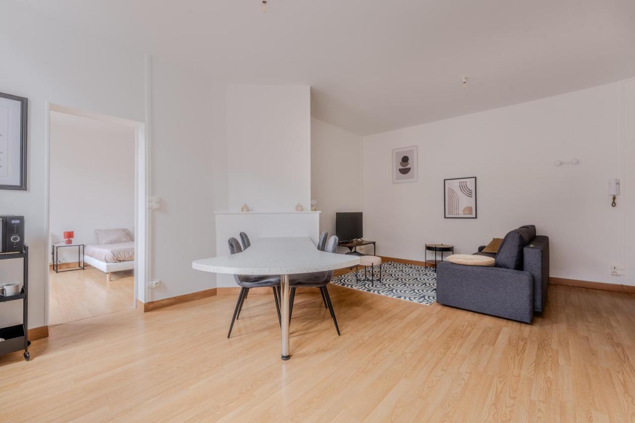 Apartment La Bulle Arrageoise - Grand Place - Spacieux - Lumineux - Lit King Size - Wifi - Parking Public *
