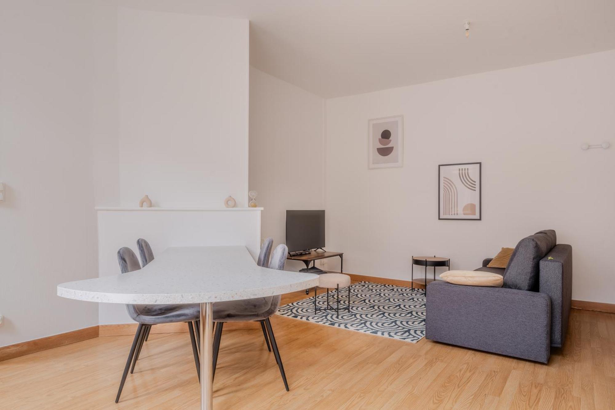 Apartment La Bulle Arrageoise - Grand Place - Spacieux - Lumineux - Lit King Size - Wifi - Parking Public *
