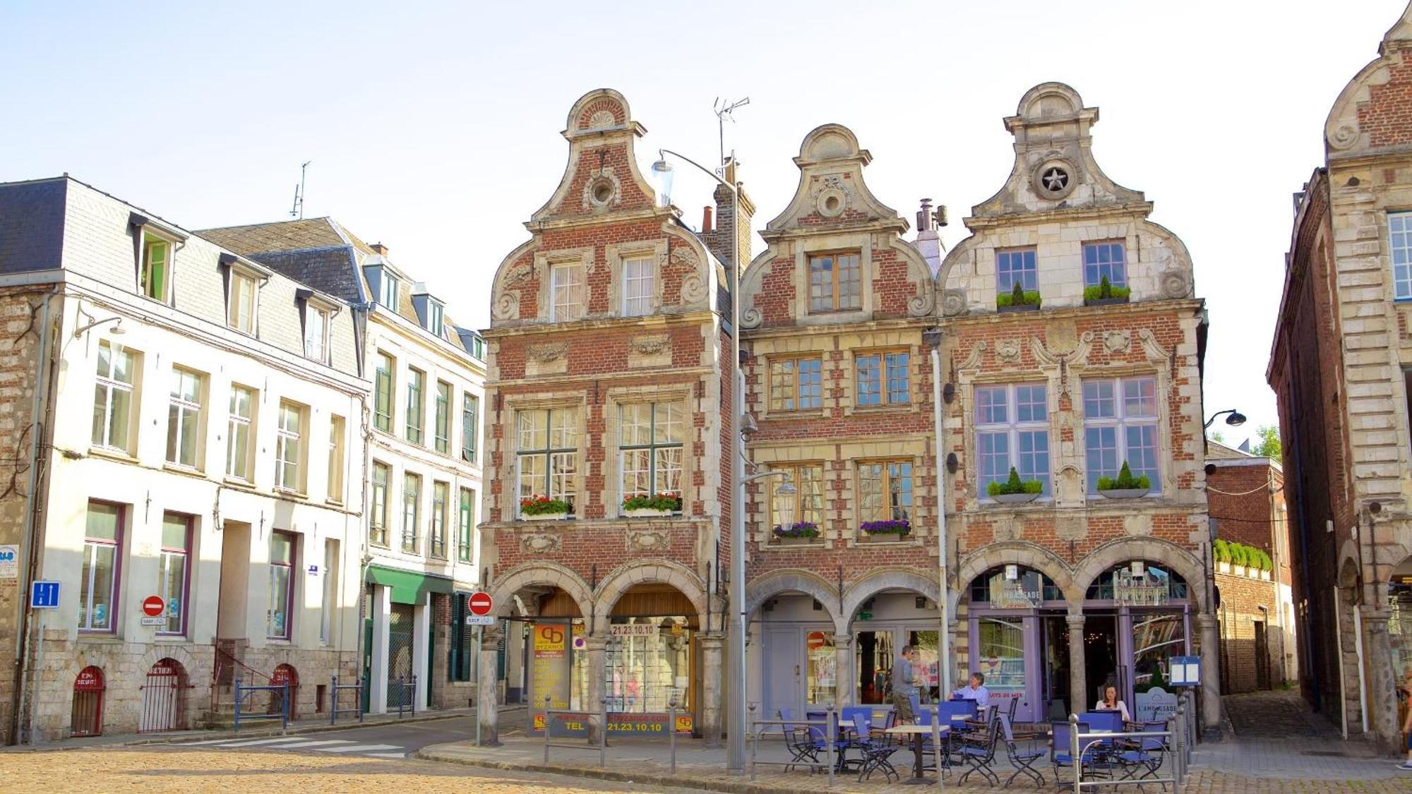 La Bulle Arrageoise - Grand Place - Spacieux - Lumineux - Lit King Size - Wifi - Parking Public Arras