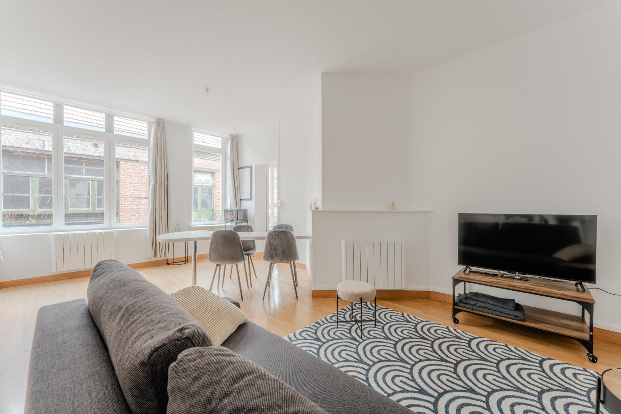 La Bulle Arrageoise - Grand Place - Spacieux - Lumineux - Lit King Size - Wifi - Parking Public *