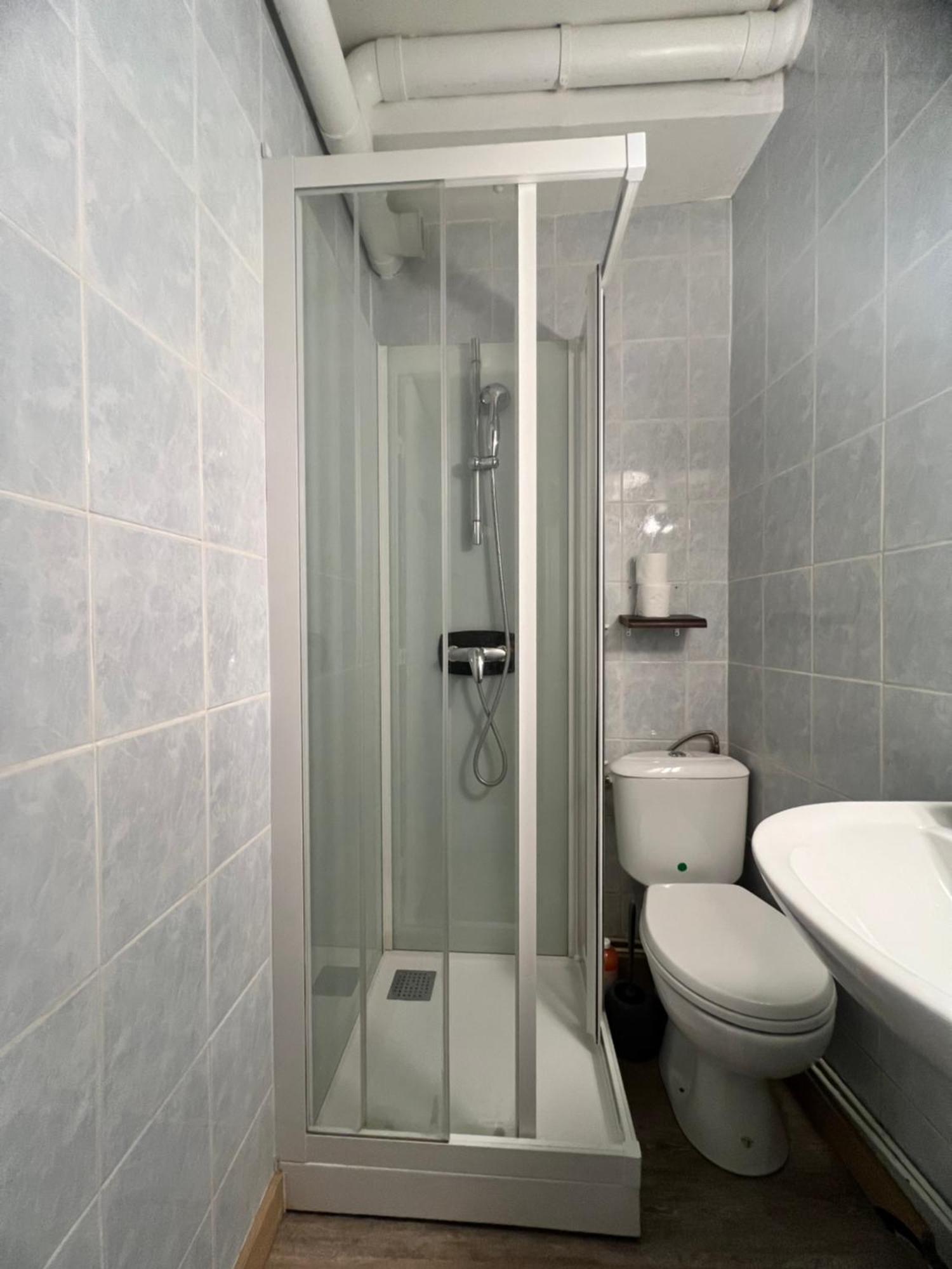 Apartment La Bulle Arrageoise - Grand Place - Spacieux - Lumineux - Lit King Size - Wifi - Parking Public